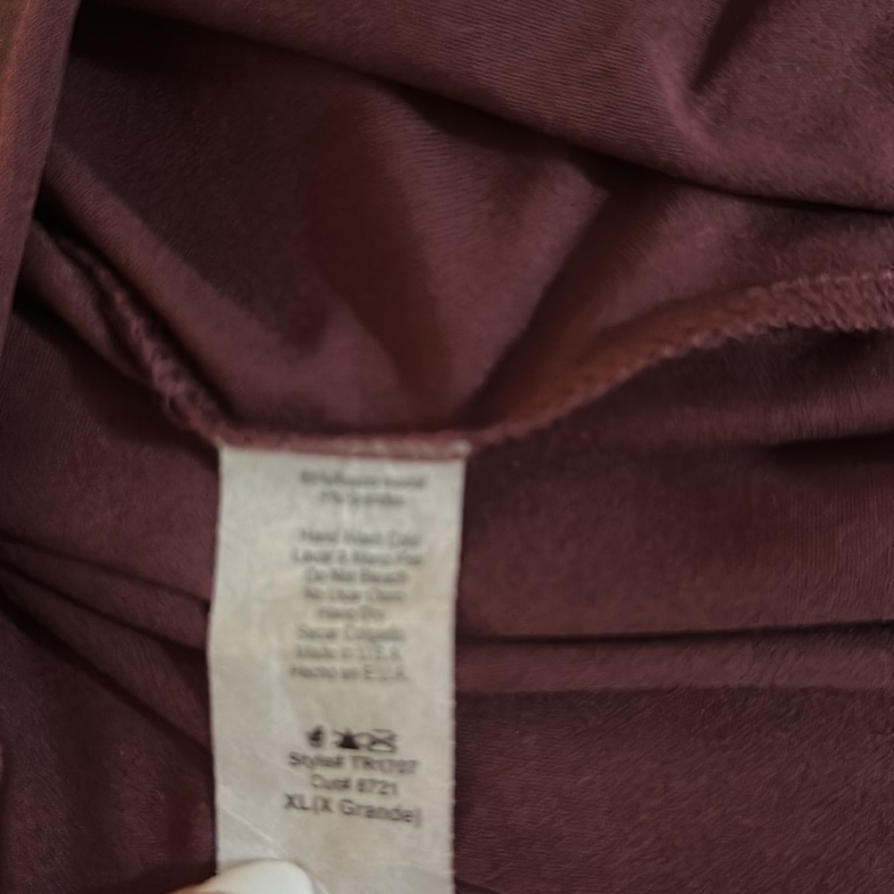 Peyton Jensen EVEREVE XL tank. Like new! - Picture 3 of 3